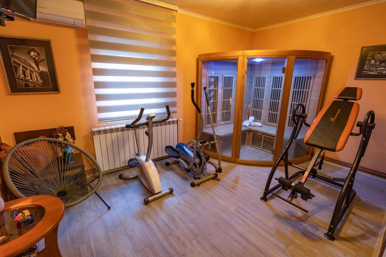 Garni Hotel Lama Κραγκούγιεβατς Εξωτερικό φωτογραφία