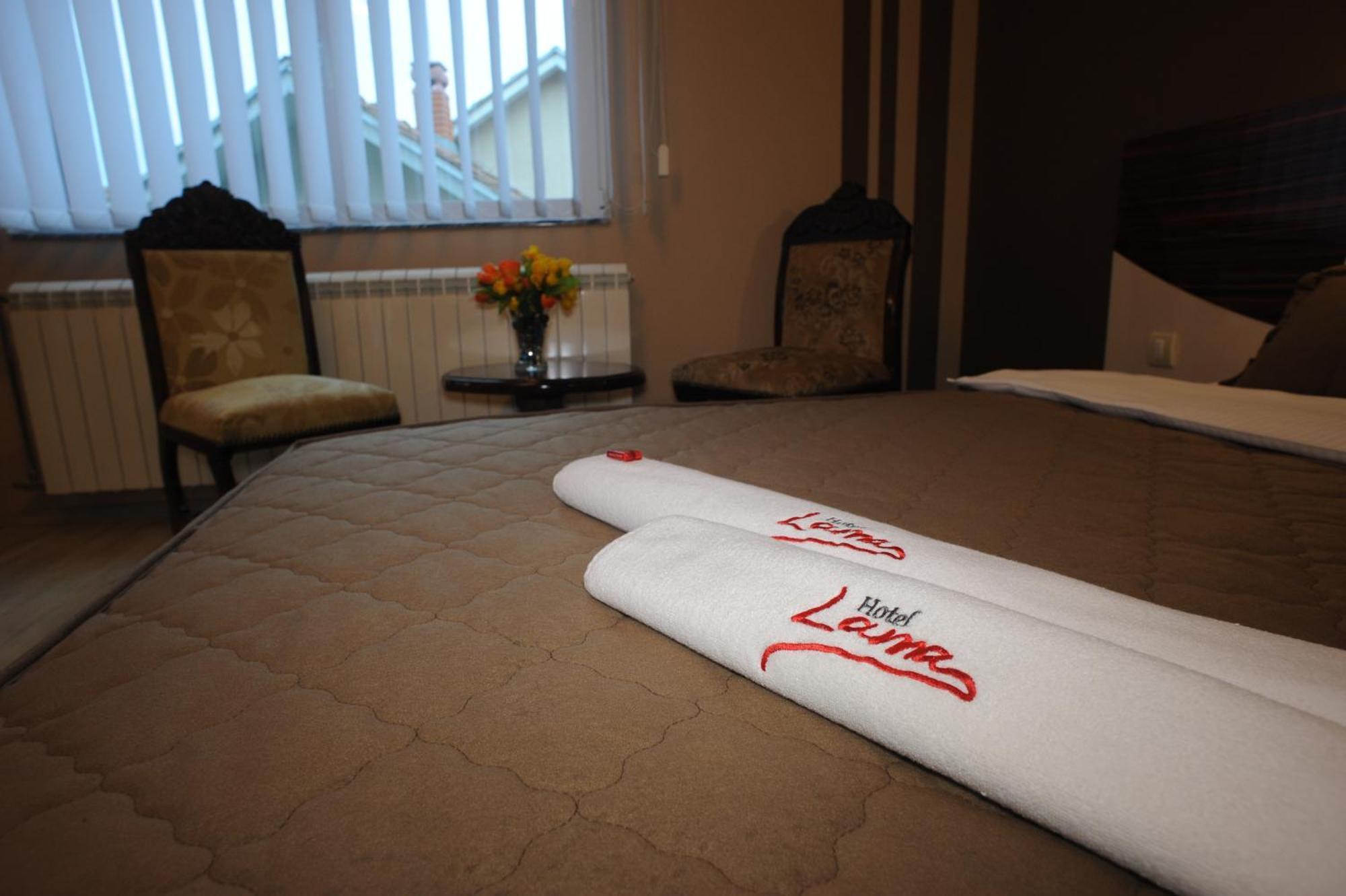 Garni Hotel Lama Κραγκούγιεβατς Εξωτερικό φωτογραφία
