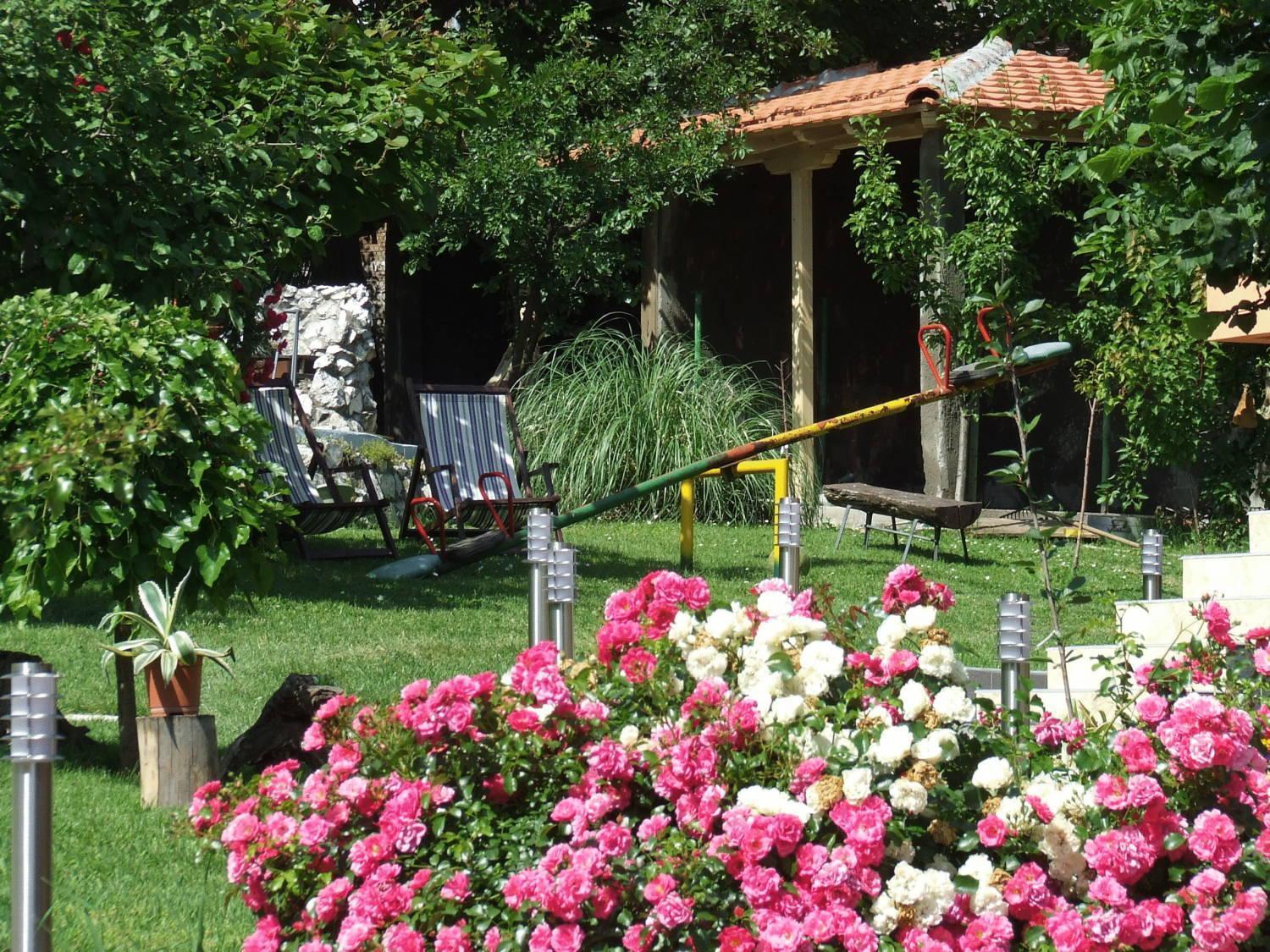 Garni Hotel Lama Κραγκούγιεβατς Εξωτερικό φωτογραφία