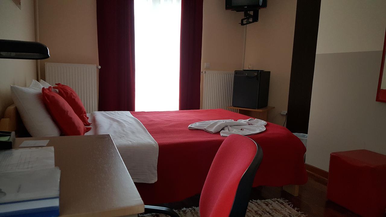 Garni Hotel Lama Κραγκούγιεβατς Εξωτερικό φωτογραφία