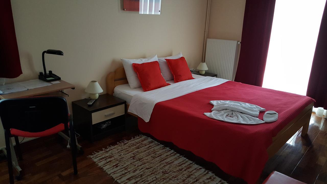 Garni Hotel Lama Κραγκούγιεβατς Εξωτερικό φωτογραφία