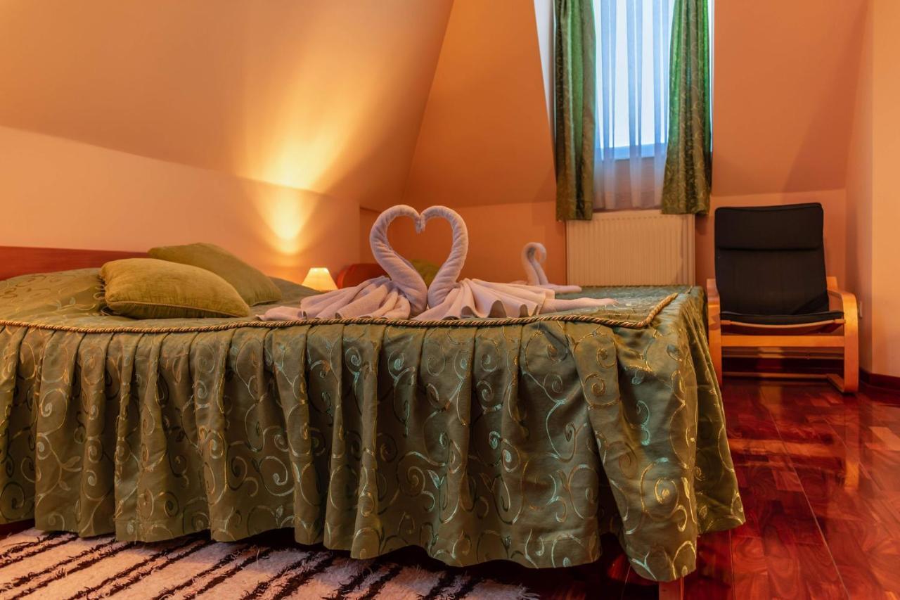 Garni Hotel Lama Κραγκούγιεβατς Εξωτερικό φωτογραφία